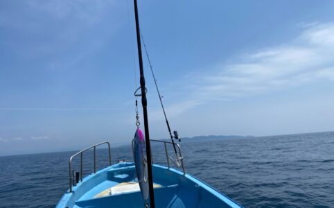 新潟県村上市寝屋漁港マグロキャスティング遊漁船ブログ