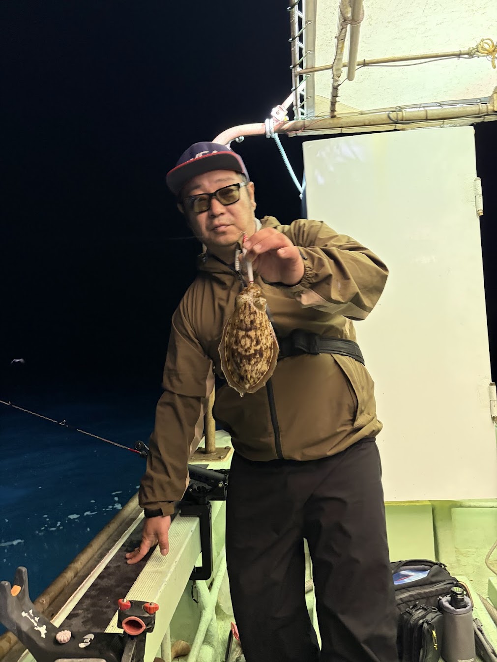 メタルスッテでコウイカも釣れた